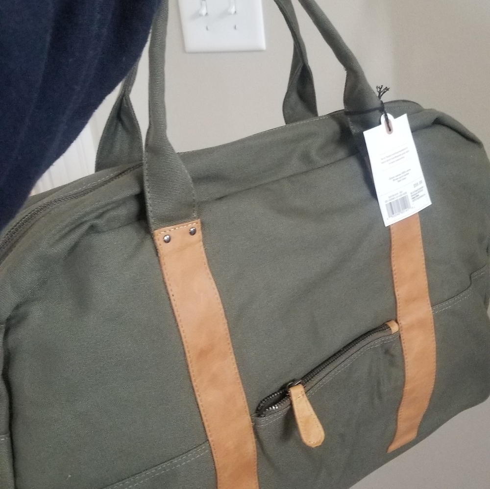 NWT Canvas Weekender Bag by Hearth and Hand - Picture 6 of 6